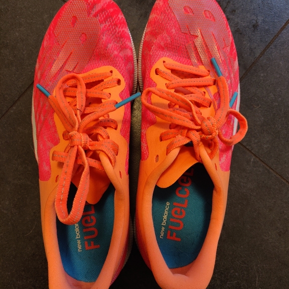 New Balance FuelCell TC Size 6 - Picture 6 of 9